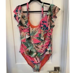 La Blanca Tropical Off Shoulder Ruffle One Piece swimsuit VGUC